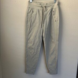 ATHLETA Beige Jogger Pants women’s size 6/T